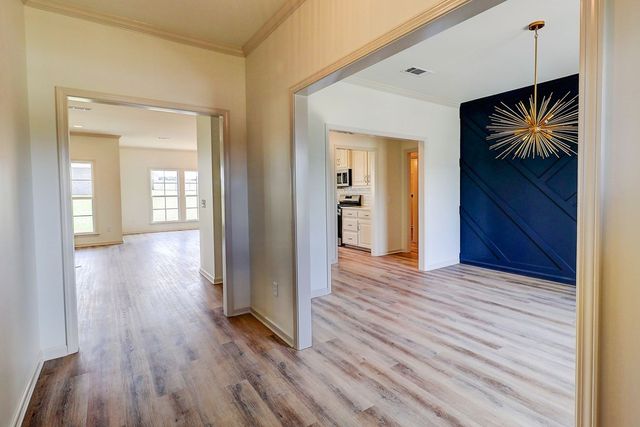 201 Courtland Dr., Dothan, AL 36301