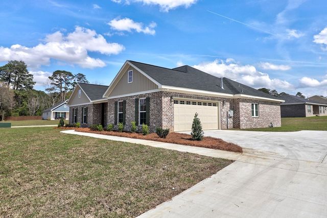 201 Courtland Dr., Dothan, AL 36301