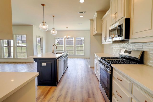 201 Courtland Dr., Dothan, AL 36301