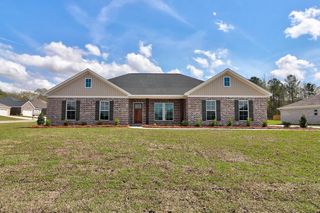 201 Courtland Dr., Dothan, AL 36301