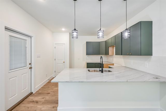 4418 Myrtle, Dallas, TX 75210