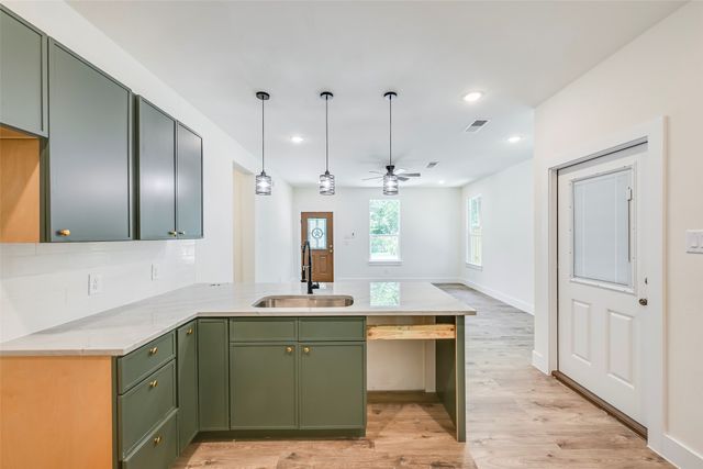 4418 Myrtle, Dallas, TX 75210