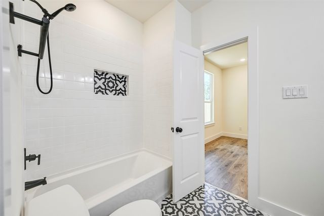 4418 Myrtle, Dallas, TX 75210