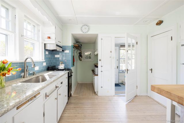 335 Sterling Place, Greenport, NY 11944