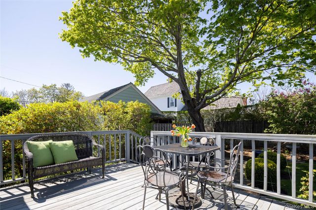 335 Sterling Place, Greenport, NY 11944