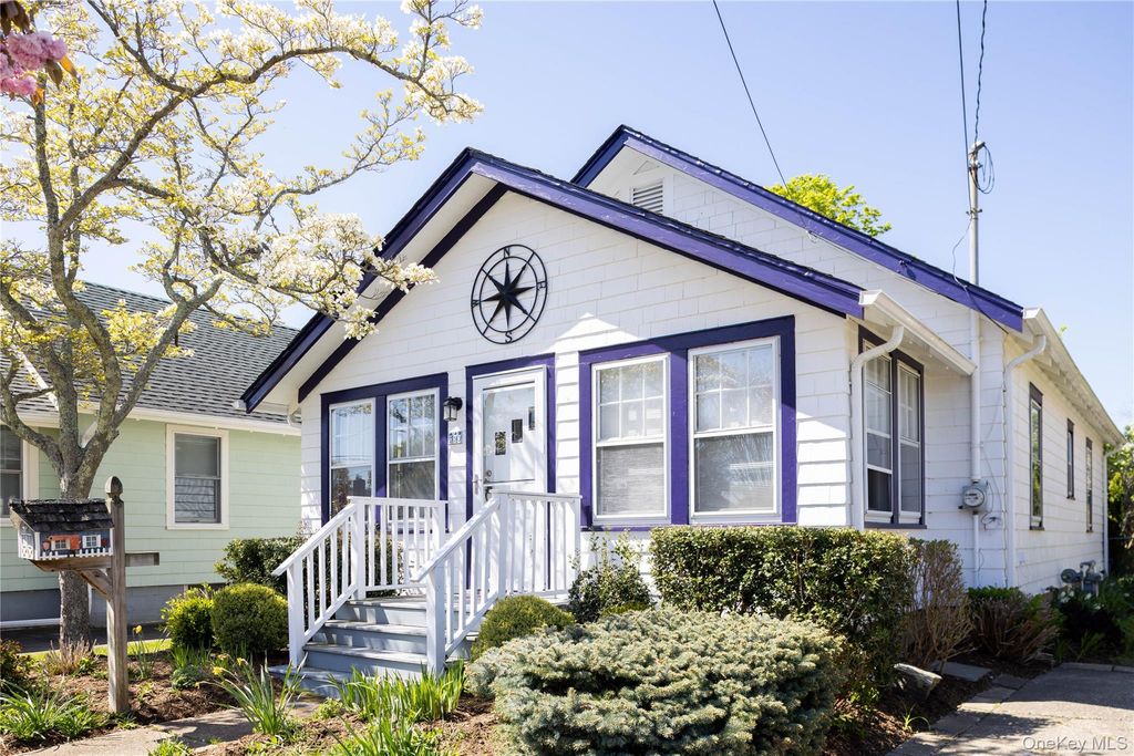335 Sterling Place, Greenport, NY 11944