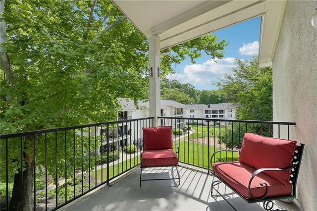 1150 Collier Road NW 15J, Atlanta, GA 30318