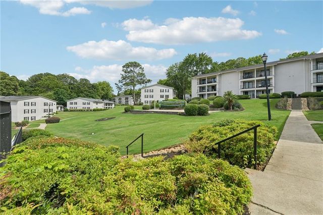 1150 Collier Road NW 15J, Atlanta, GA 30318