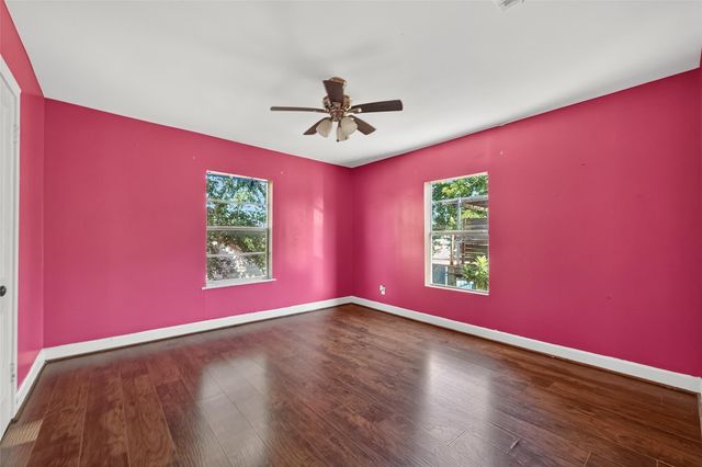 7111 Myrtle Street, Houston, TX 77087