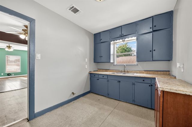 7111 Myrtle Street, Houston, TX 77087