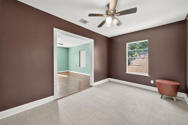 7111 Myrtle Street, Houston, TX 77087