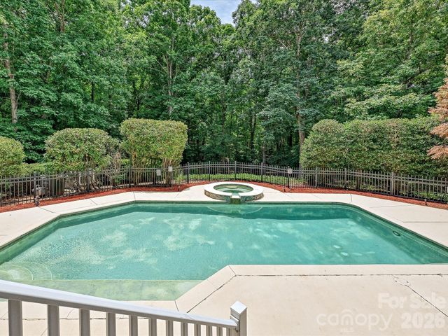2744 W Pinewood Road, Chester, SC 29706