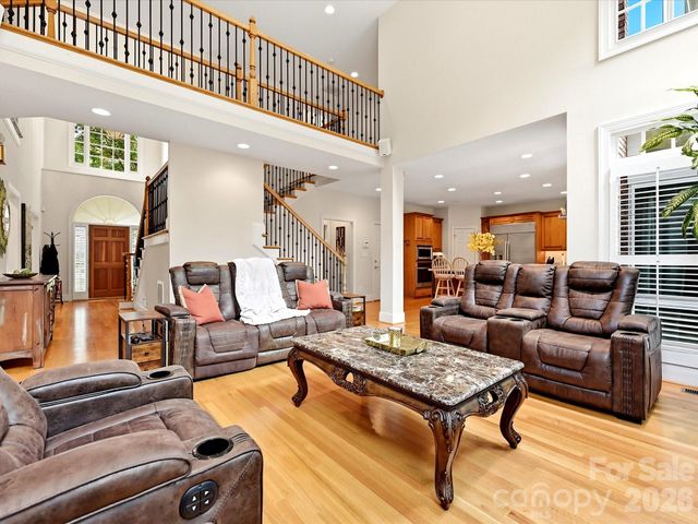 2744 W Pinewood Road, Chester, SC 29706