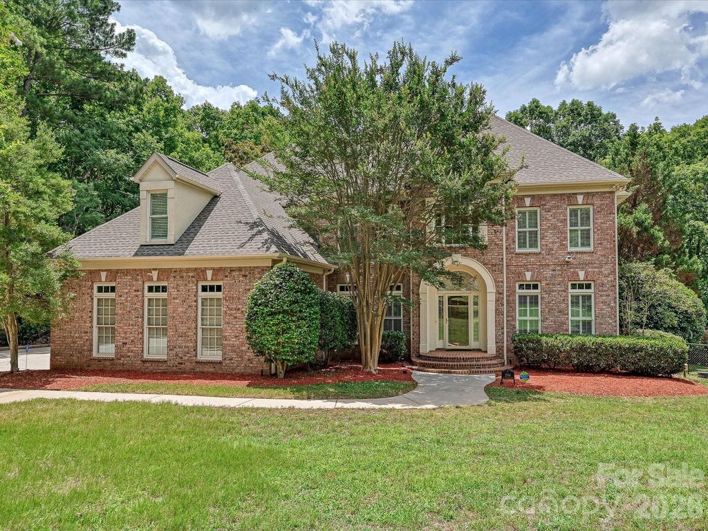 2744 W Pinewood Road, Chester, SC 29706