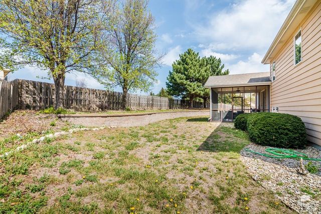 1508 Mistletoe Circle, Junction City, KS 66441