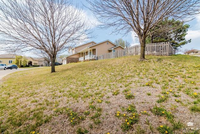 1508 Mistletoe Circle, Junction City, KS 66441