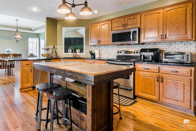 1508 Mistletoe Circle, Junction City, KS 66441