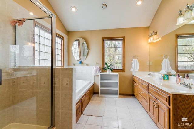 1508 Mistletoe Circle, Junction City, KS 66441