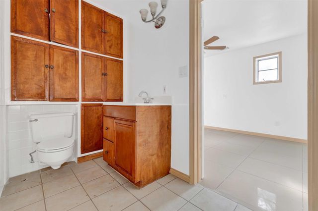 7514 Glen Manor Drive, Houston, TX 77028