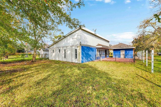 7514 Glen Manor Drive, Houston, TX 77028