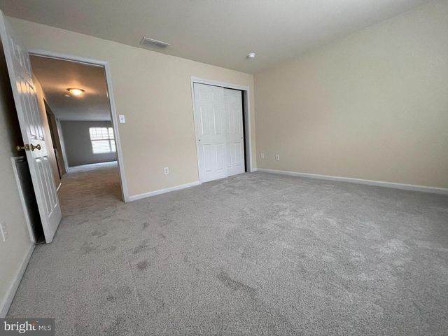 535 COUNTRY CLUB DR, Egg Harbor City, NJ 08215