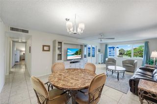 6102 Augusta DR 307, Fort Myers, FL 33907