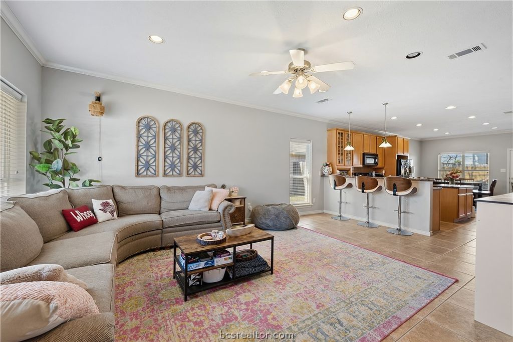 201 Richards Street, College Station, TX 77840 — photo 2