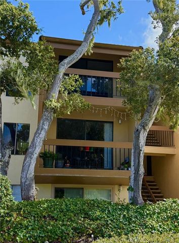 2308 Golden Oaks Ln, Monterey, CA 93940