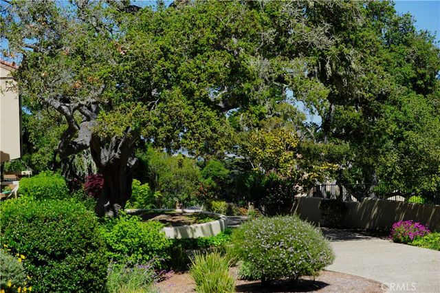 2308 Golden Oaks Ln, Monterey, CA 93940