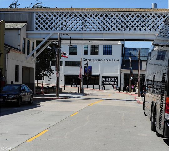 2308 Golden Oaks Ln, Monterey, CA 93940