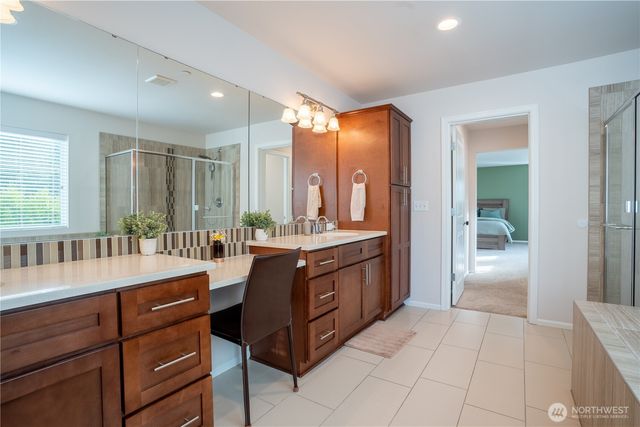 32355 48th Avenue S, Auburn, WA 98001