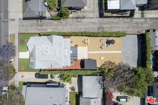 326 W 10th Street, Long Beach, CA 90813