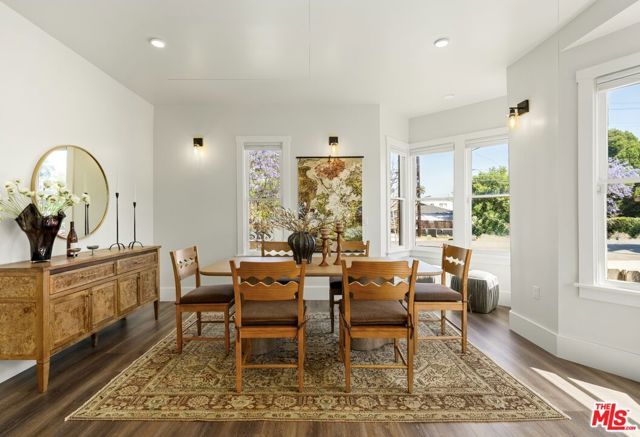 326 W 10th Street, Long Beach, CA 90813