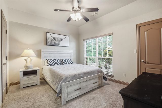 5832 Creek Crossing Lane, Sachse, TX 75048