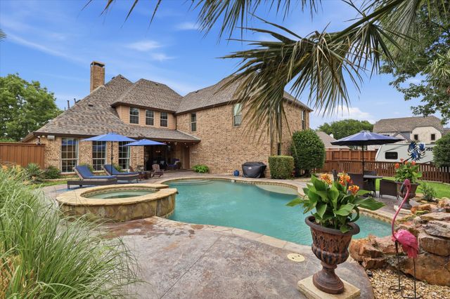 5832 Creek Crossing Lane, Sachse, TX 75048