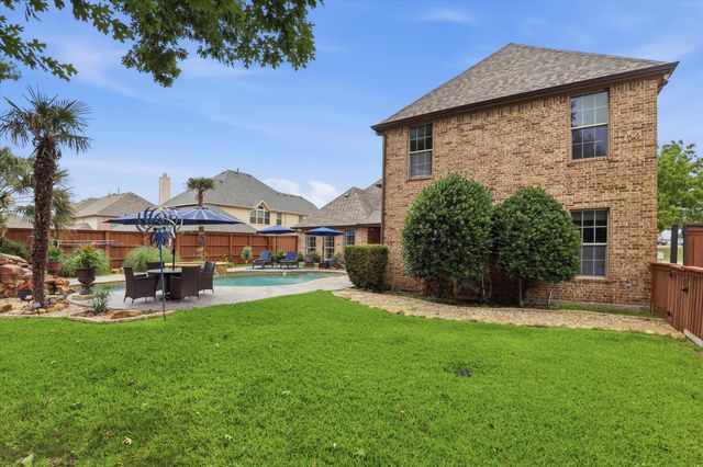 5832 Creek Crossing Lane, Sachse, TX 75048