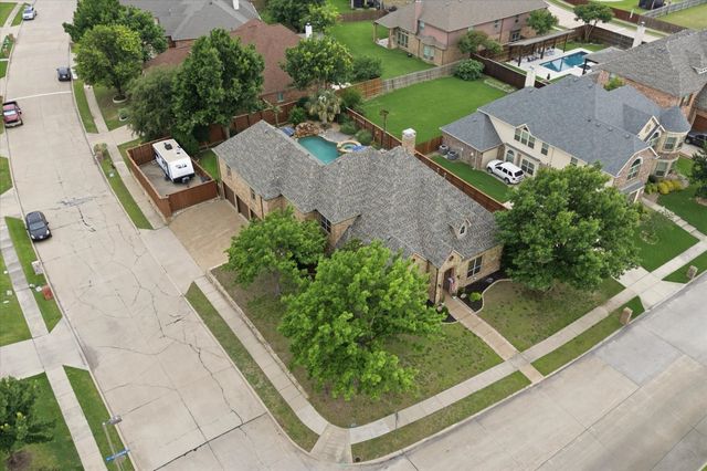 5832 Creek Crossing Lane, Sachse, TX 75048