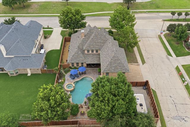 5832 Creek Crossing Lane, Sachse, TX 75048