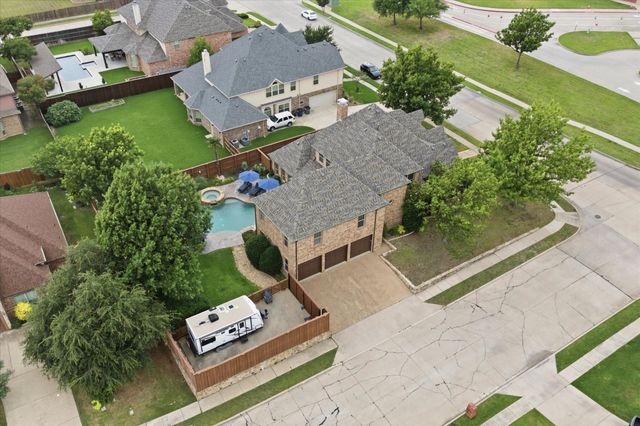 5832 Creek Crossing Lane, Sachse, TX 75048