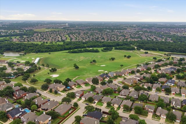 5832 Creek Crossing Lane, Sachse, TX 75048
