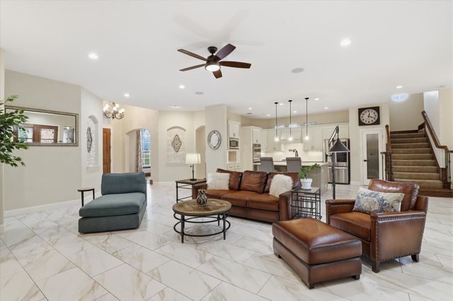 5832 Creek Crossing Lane, Sachse, TX 75048