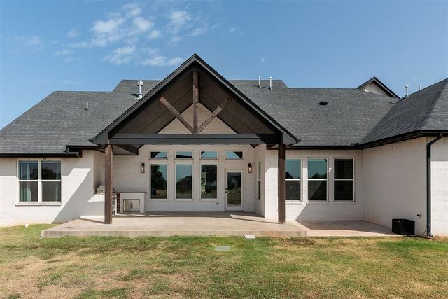 7324 Painted Sky Drive, Edmond, OK 73034