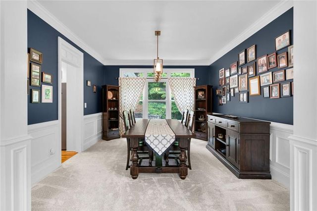 5021 Towne Lake Hills North, Woodstock, GA 30189