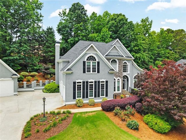 5021 Towne Lake Hills North, Woodstock, GA 30189