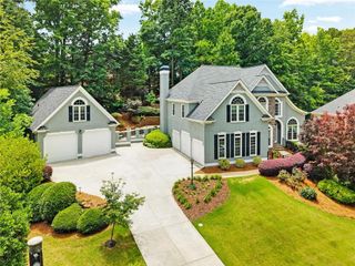 5021 Towne Lake Hills North, Woodstock, GA 30189