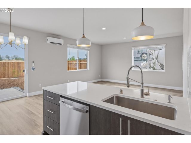 750 Se 34TH St, Battle Ground, WA 98604