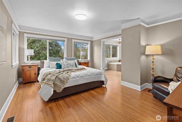 403 Slater Street S, Kirkland, WA 98033