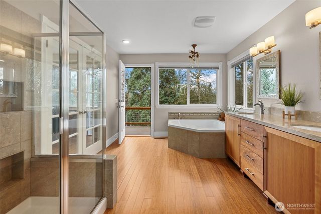 403 Slater Street S, Kirkland, WA 98033