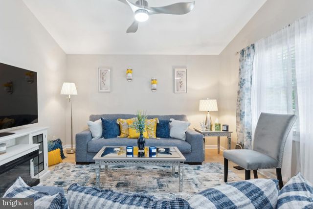 340 12TH ST, Colonial Beach, VA 22443