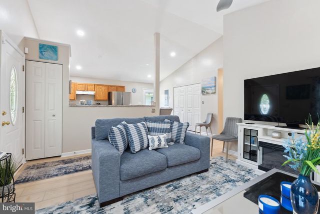 340 12TH ST, Colonial Beach, VA 22443